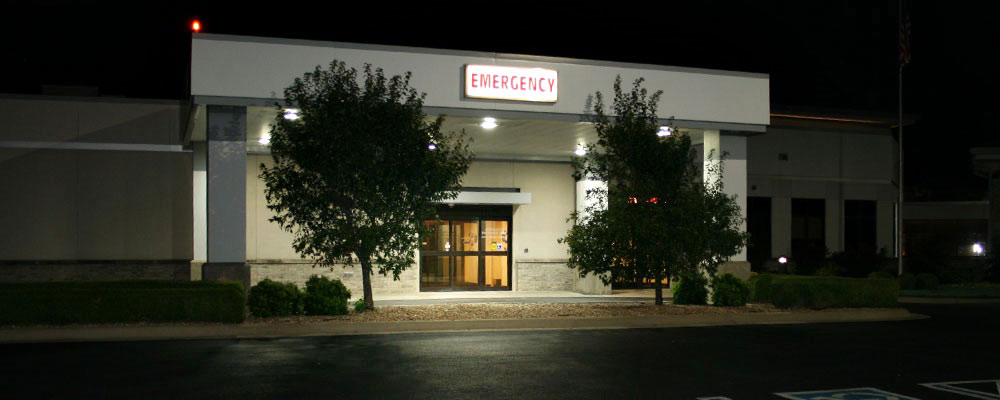 Banner picture of front view of the Emergency department