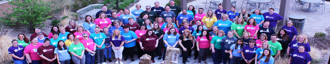 Group of employees at Horn Memorial Hospital.